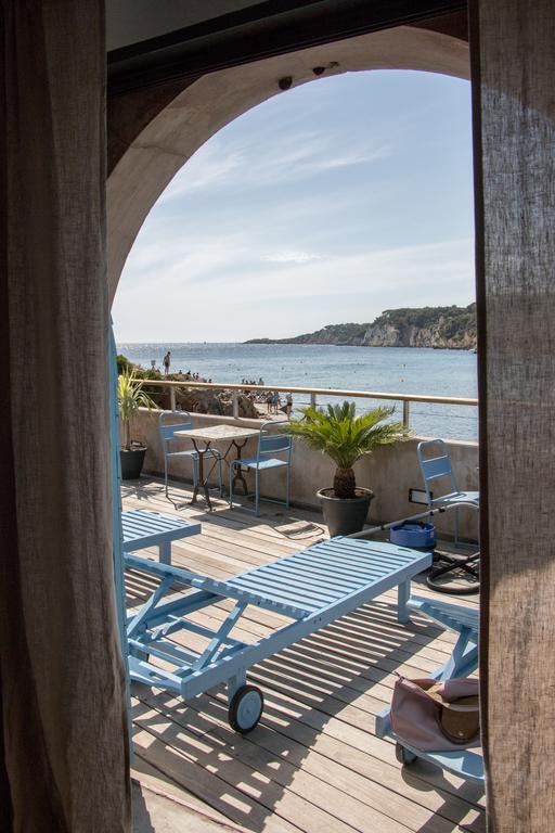 O Petit Monde Otel Sanary-sur-Mer Oda fotoğraf